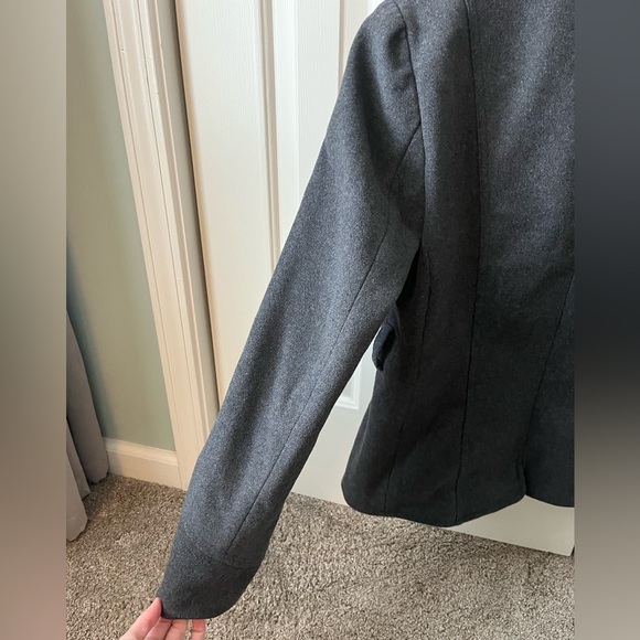 dELiA*s Girl’s Small Grey Peacoat - Picture 8 of 15